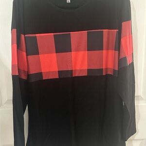 Oversized long sleeve buffalo plaid detail stretchy women’s XL shirt